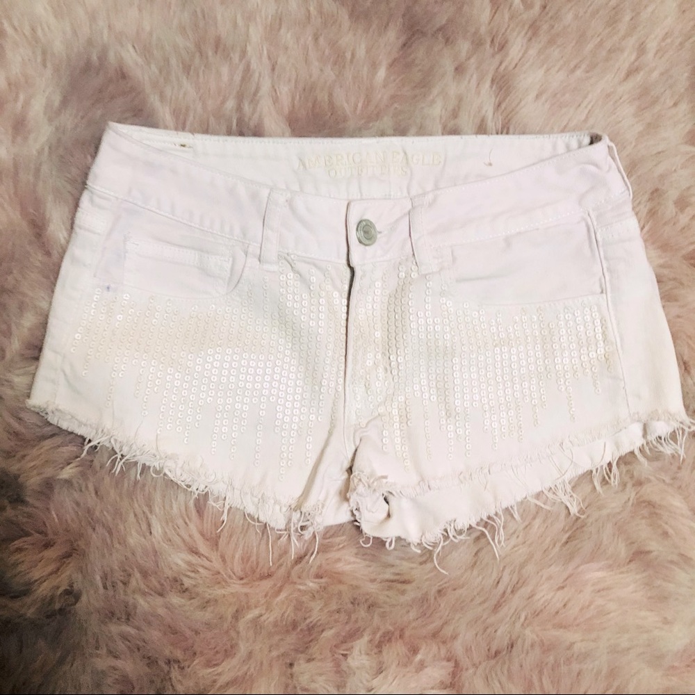 American Eagle White Shorts